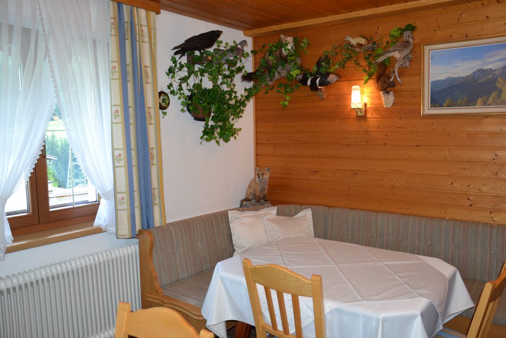 Frühstückszimmer - haus Tirol - Fam. Griesser